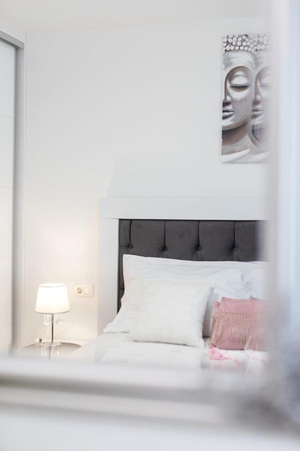 Lux Apartment Ema Kaštela 외부 사진