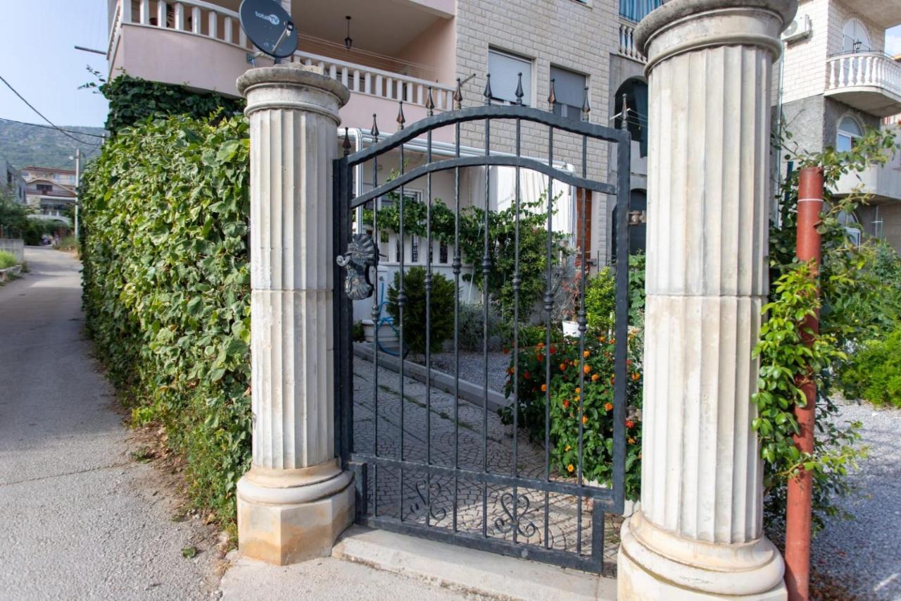 Lux Apartment Ema Kaštela 외부 사진