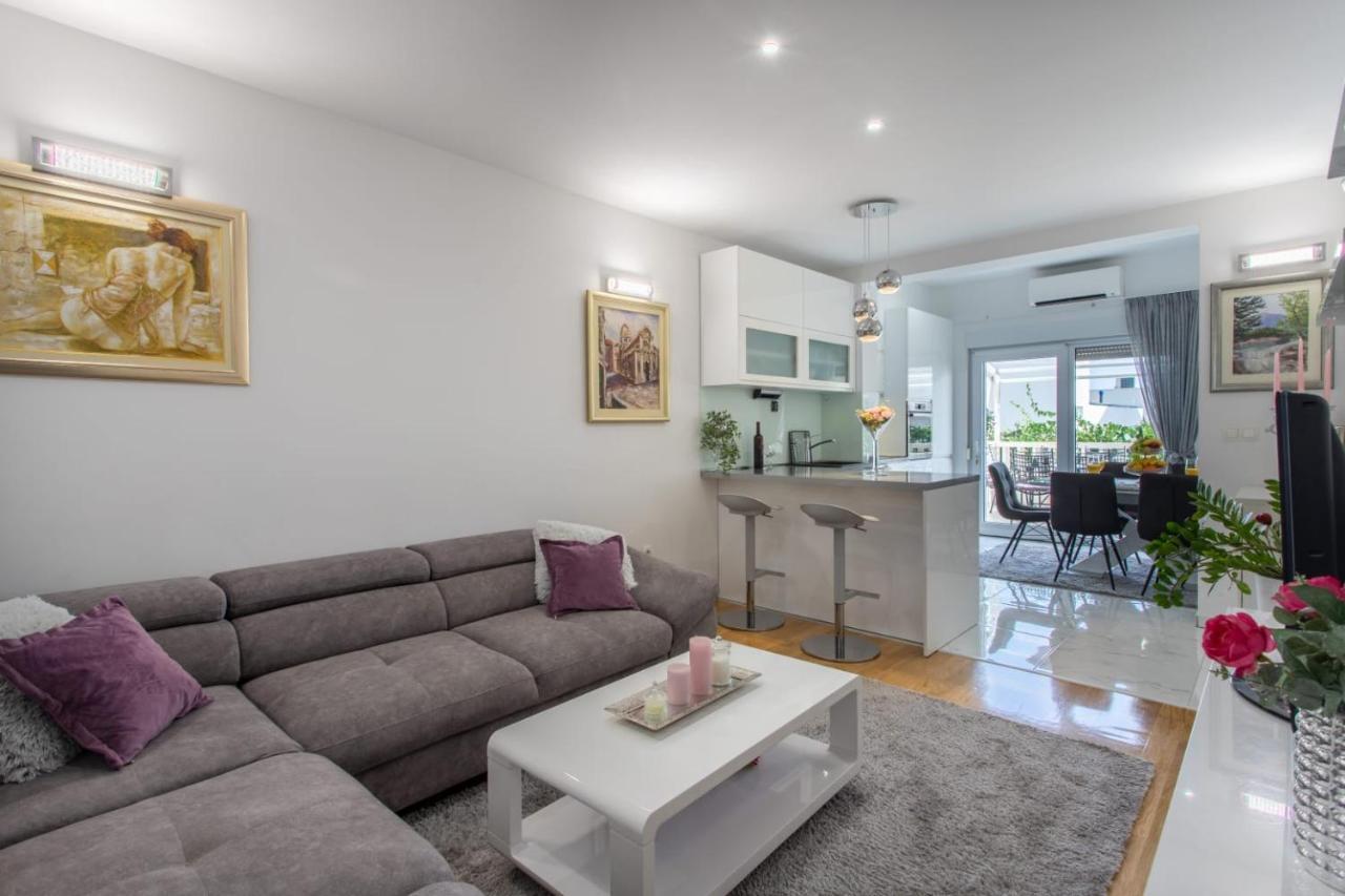 Lux Apartment Ema Kaštela 외부 사진